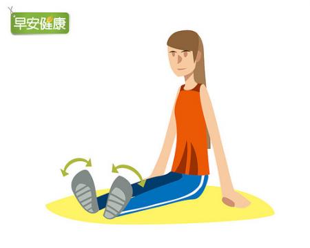 敲敲腳尖5分鐘，正骨盆防失眠